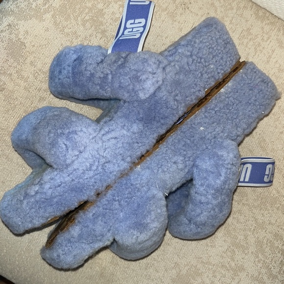 UGG Fluff Yeah Slide Sheepskin Slippers size 10 - Picture 4 of 6